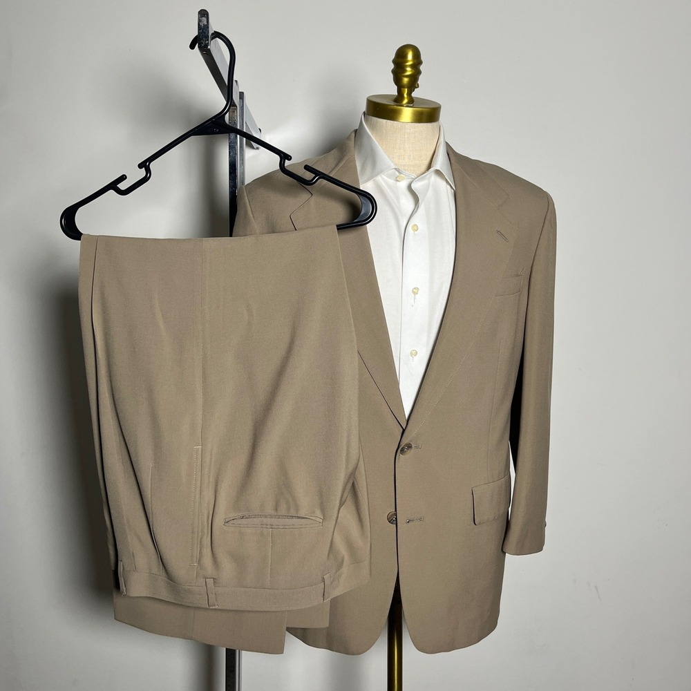 Bill Blass Suit Mens 42S 35W Tan Solid Notch Lapel Vintage 2-Button Single Vent